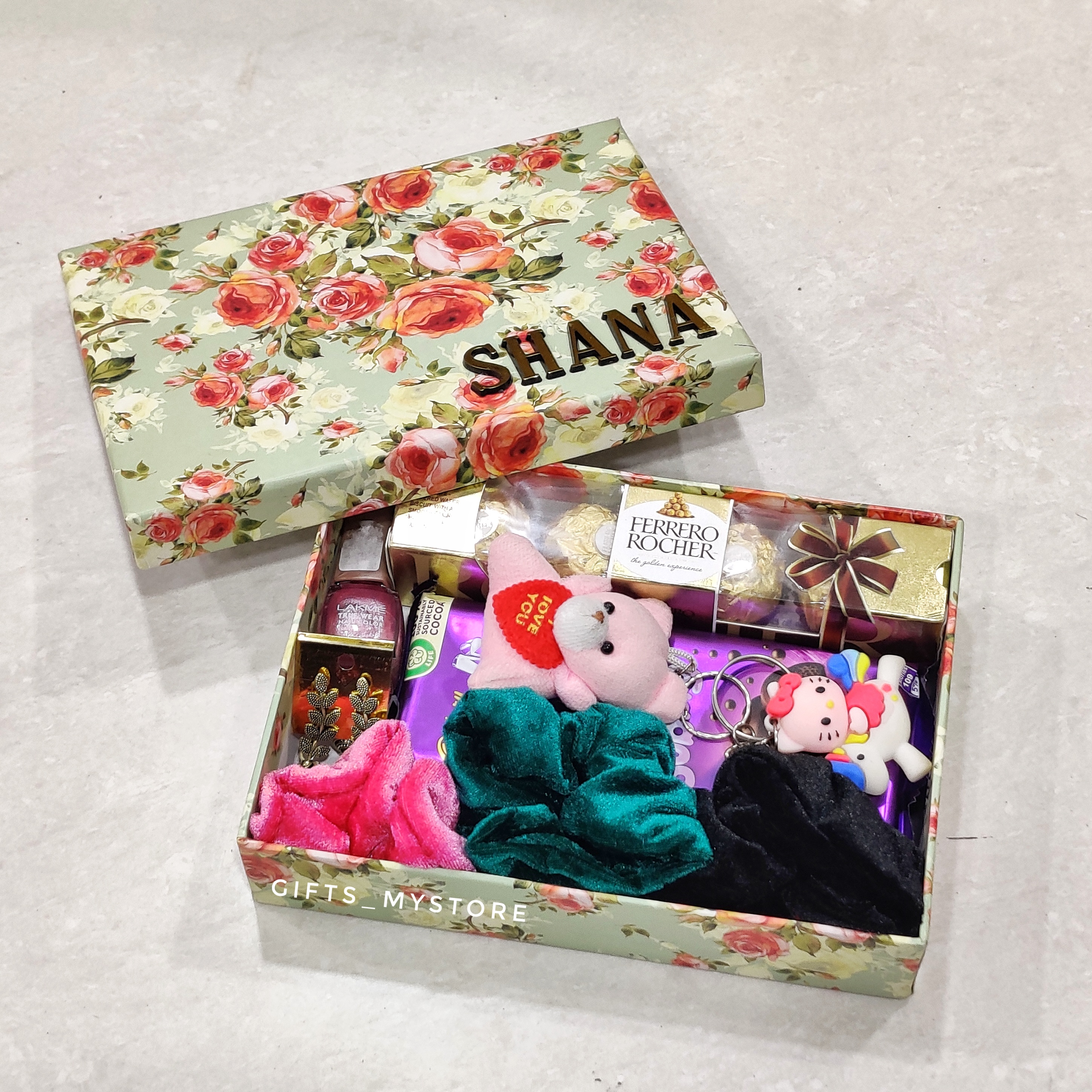 MINI BOX HAMPER